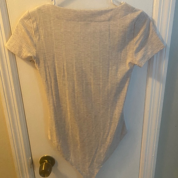 Forever 21 grey bodysuit (never worn) - Picture 2 of 2